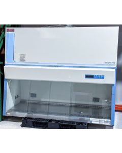 Thermo Fisher Scientific 1300 Series A2 Biosafety Cabinet