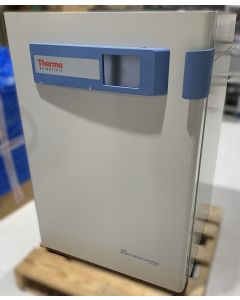 Thermo Scientific™ Forma™ Series 3 Water Jacketed CO2 Incubator, 184L